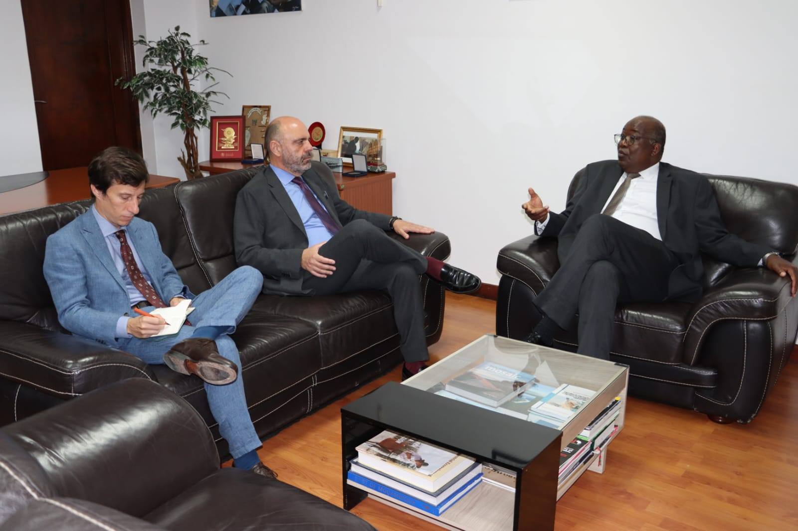 Itália reafirma compromisso no apoio às universidades moçambicanas