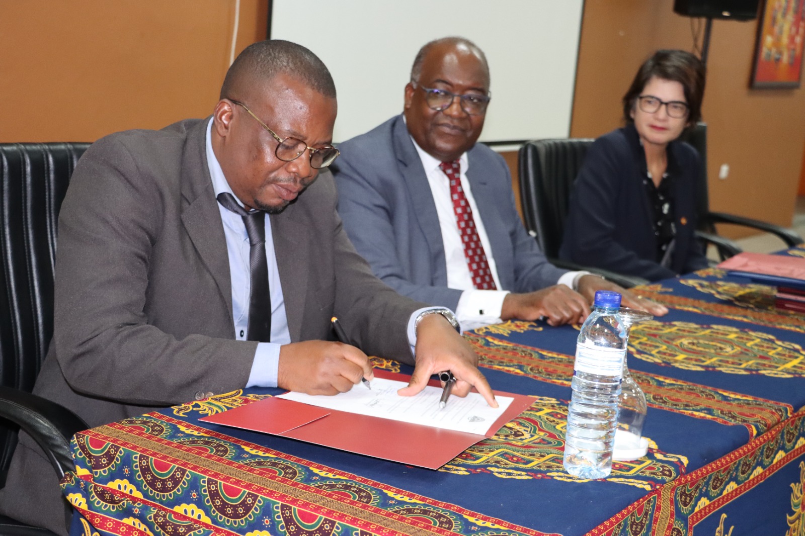 Acordo bilateral une UP-Maputo e Pernambuco 