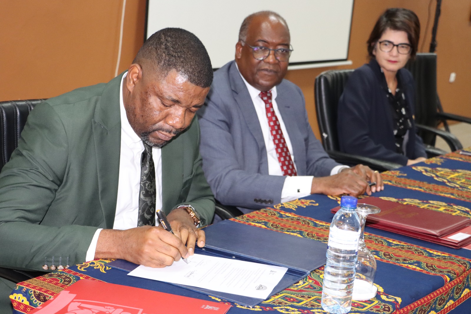 Acordo bilateral une UP-Maputo e Pernambuco 