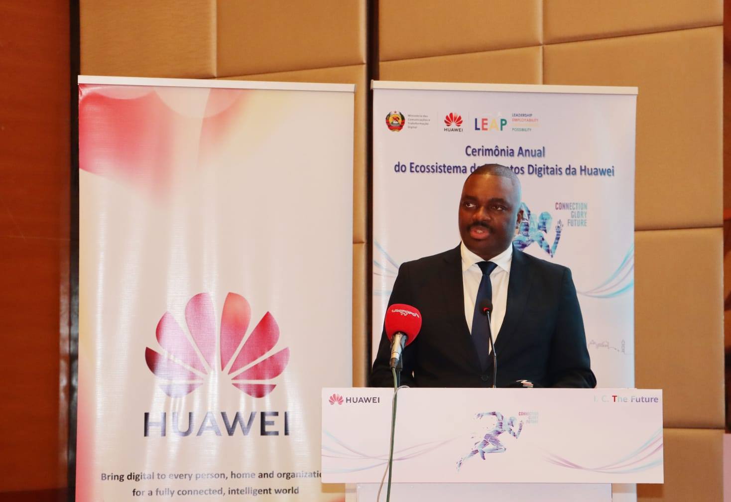 Huawei Distingue Instituições em Matéria das TIC. UP-Maputo reconhecida na ocasião