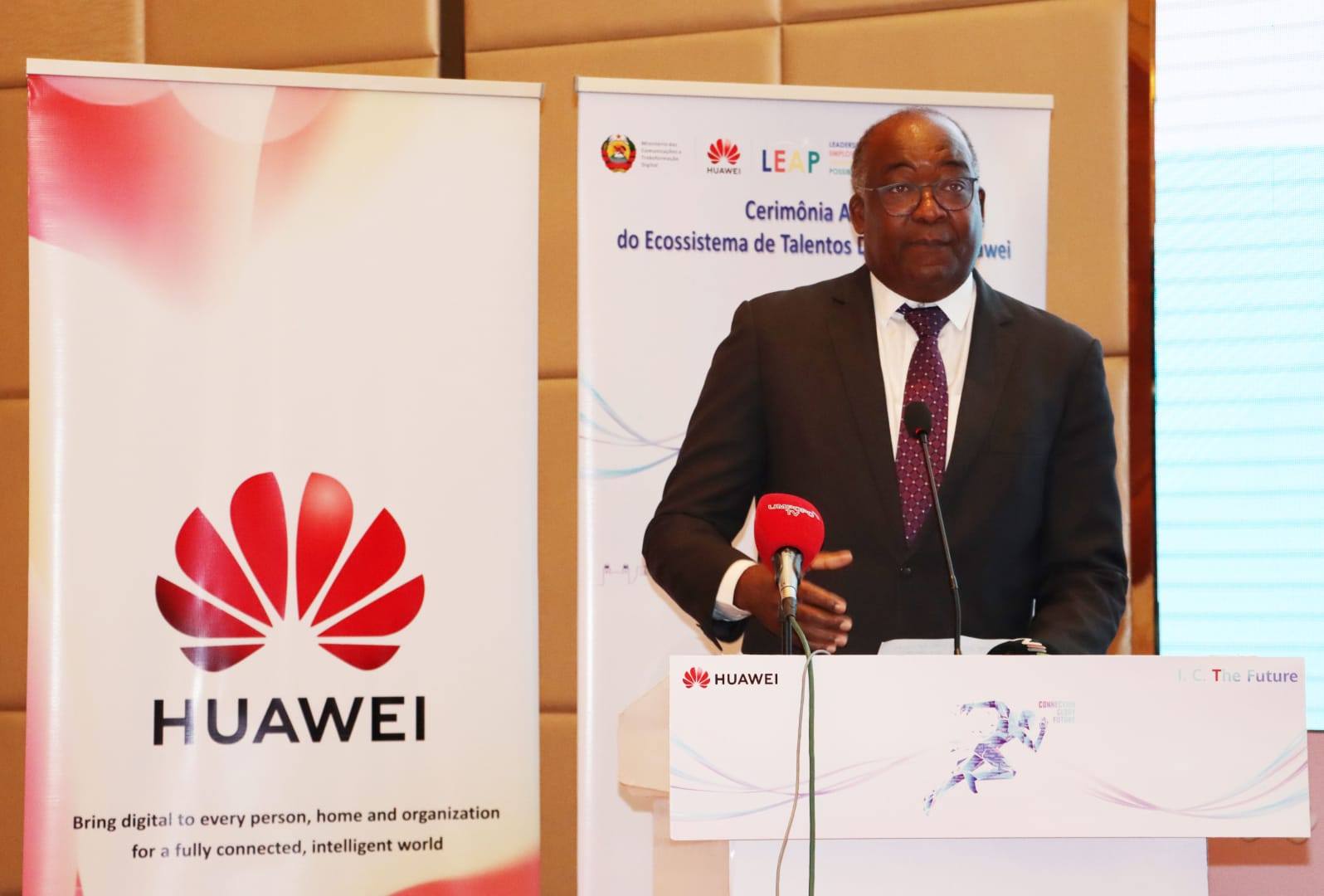 Huawei Distingue Instituições em Matéria das TIC. UP-Maputo reconhecida na ocasião