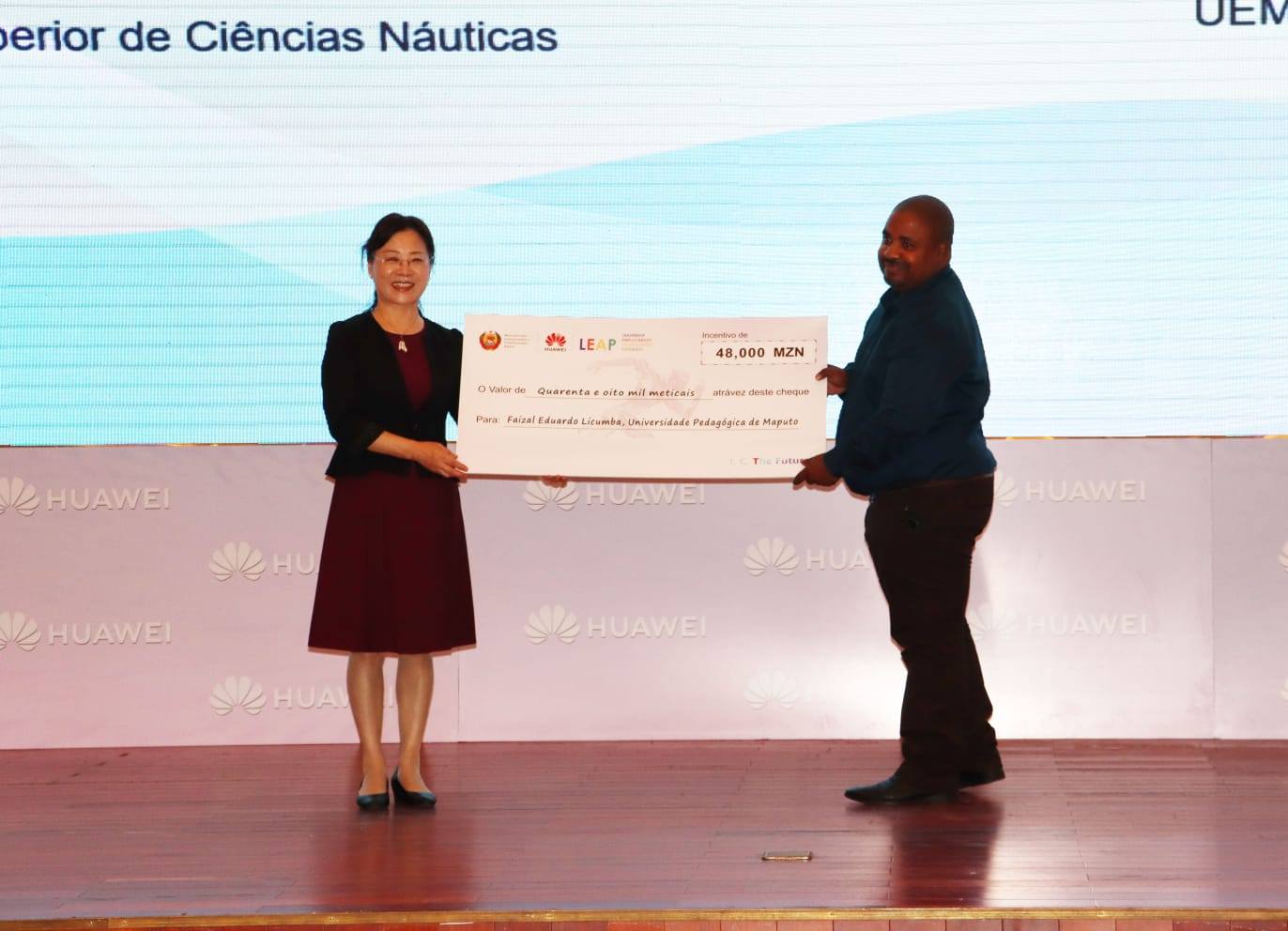 Huawei Distingue Instituições em Matéria das TIC. UP-Maputo reconhecida na ocasião