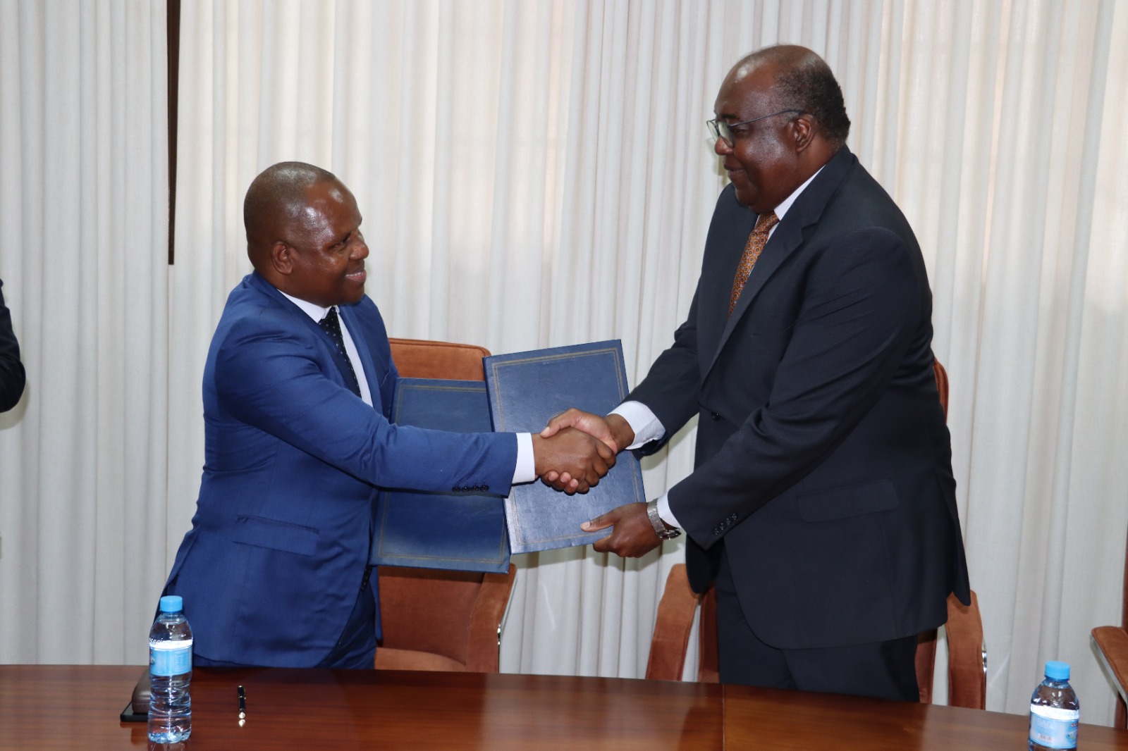 UP-Maputo e ENPCT firmam acordo de cooperação técnica para desenvolvimento tecnológico